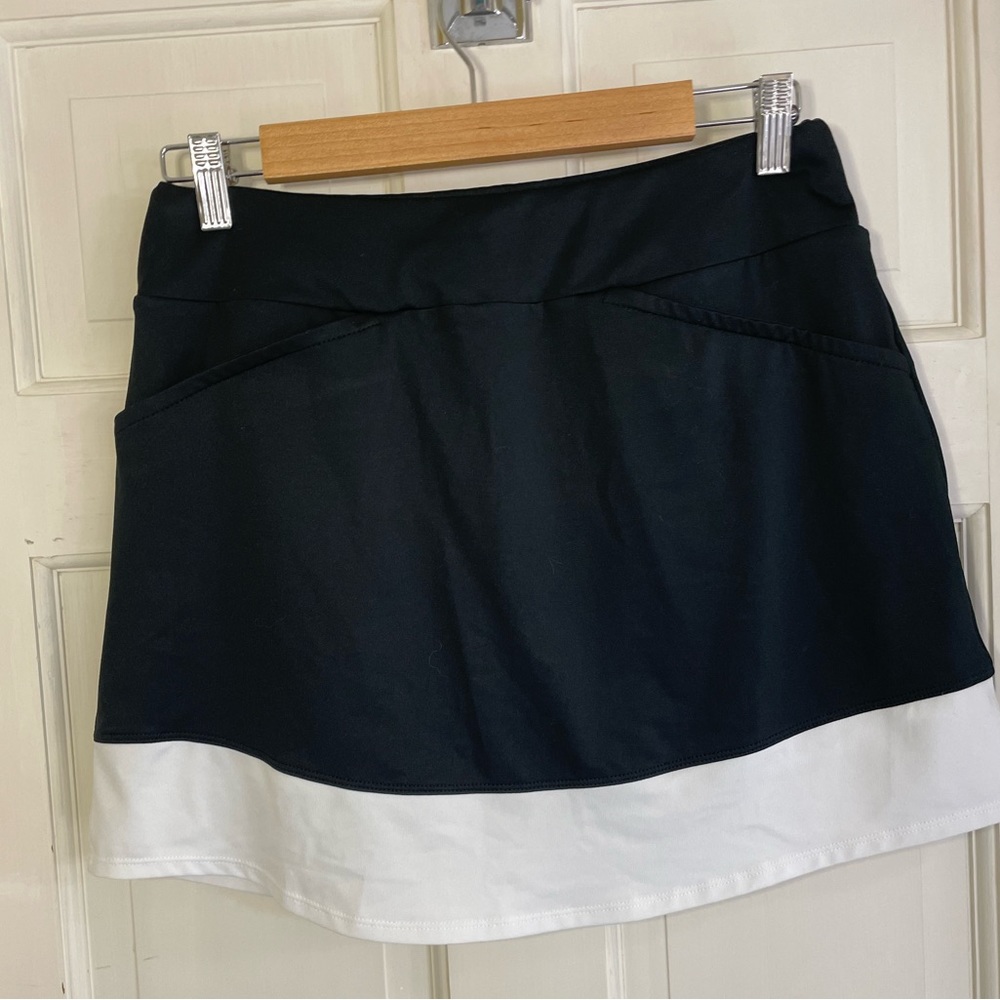 Tail Women's size Small 17" Saoirse Golf Skort